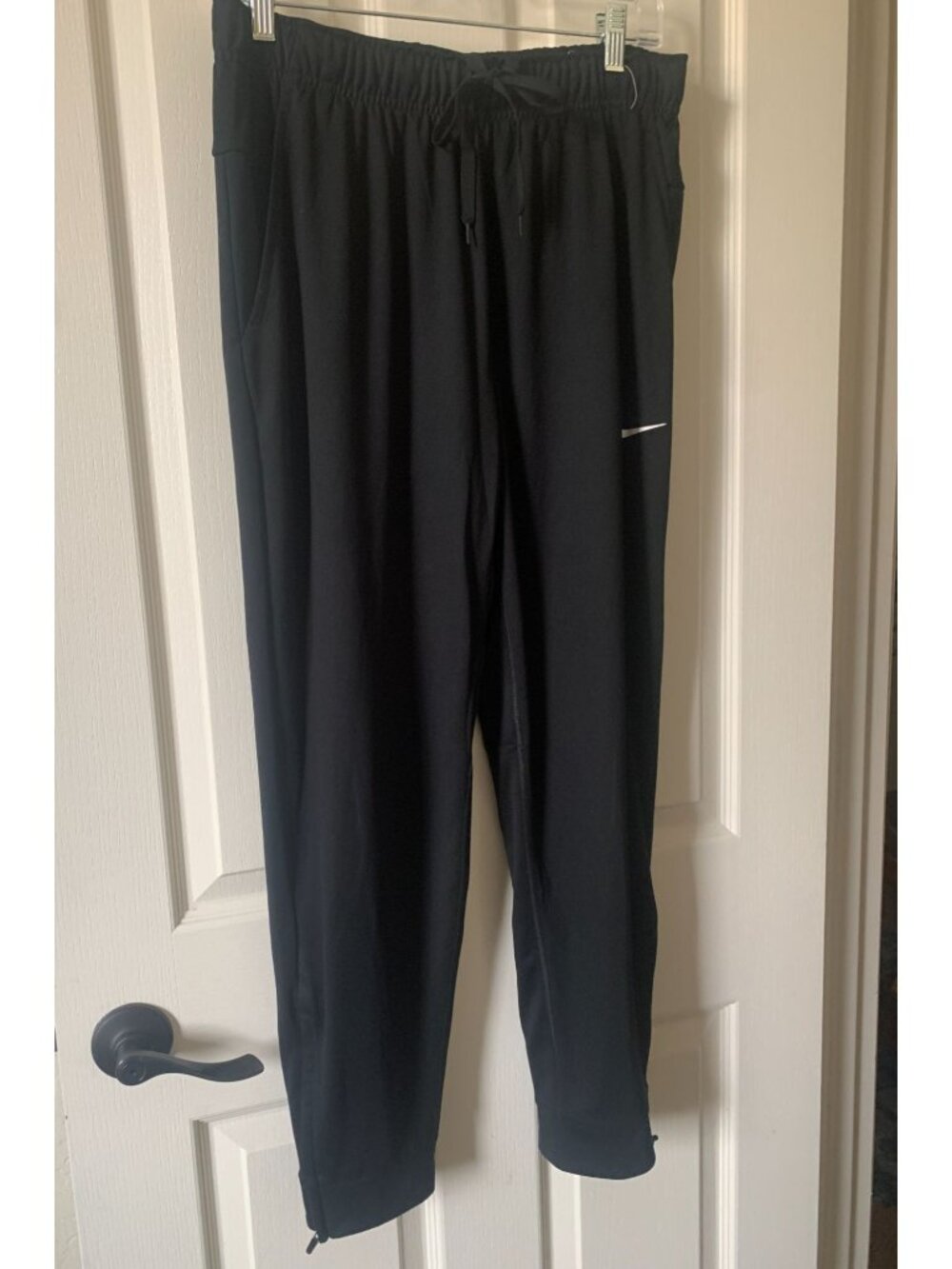 Nike Black Dri-Fit Jogger Pants With Elastic Drawstring Waist Zippered Ankles &